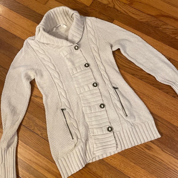 Athleta Sweaters - Athleta Cream Cable Knit Sweater SZ M Bust 38-39Length 29 Zip Pockets Lg Snaps